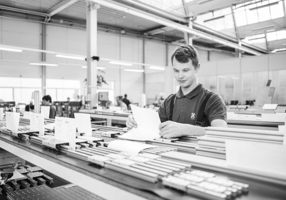 Werk 3 erweitert seine Produktionskapazitäten für Linearführungen und Linearsysteme.
